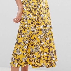 ASOS Skirts - ASOS Floral Print Midi Skirt ASOS Skirts - ASOS Floral Print Midi Skirt